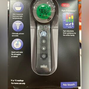 Braun 7 Non-Contact 3-in-1 Thermometer new in box
